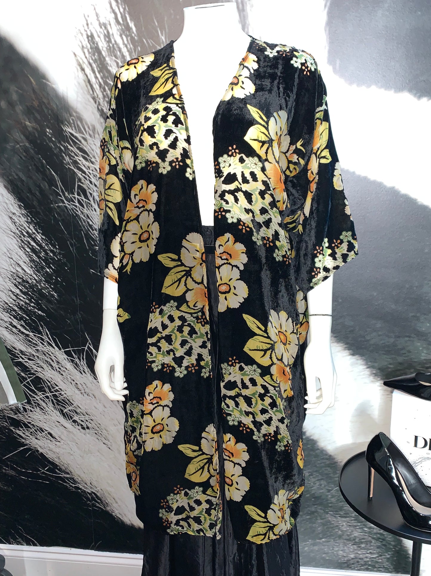 Woven Heart Velvet Open Front Kimono