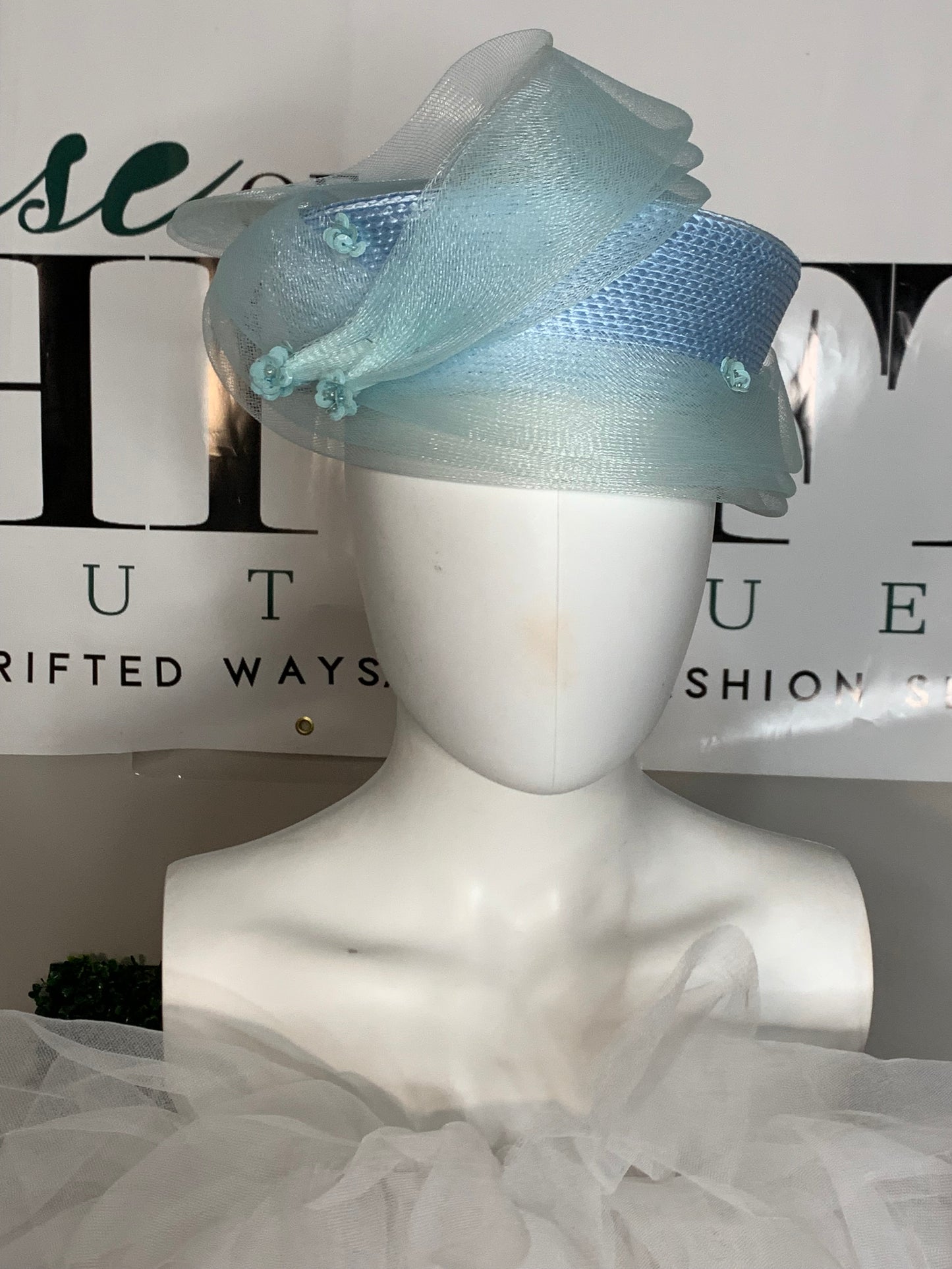 Vntg. Baby Blue Baby Doll Evening Hat