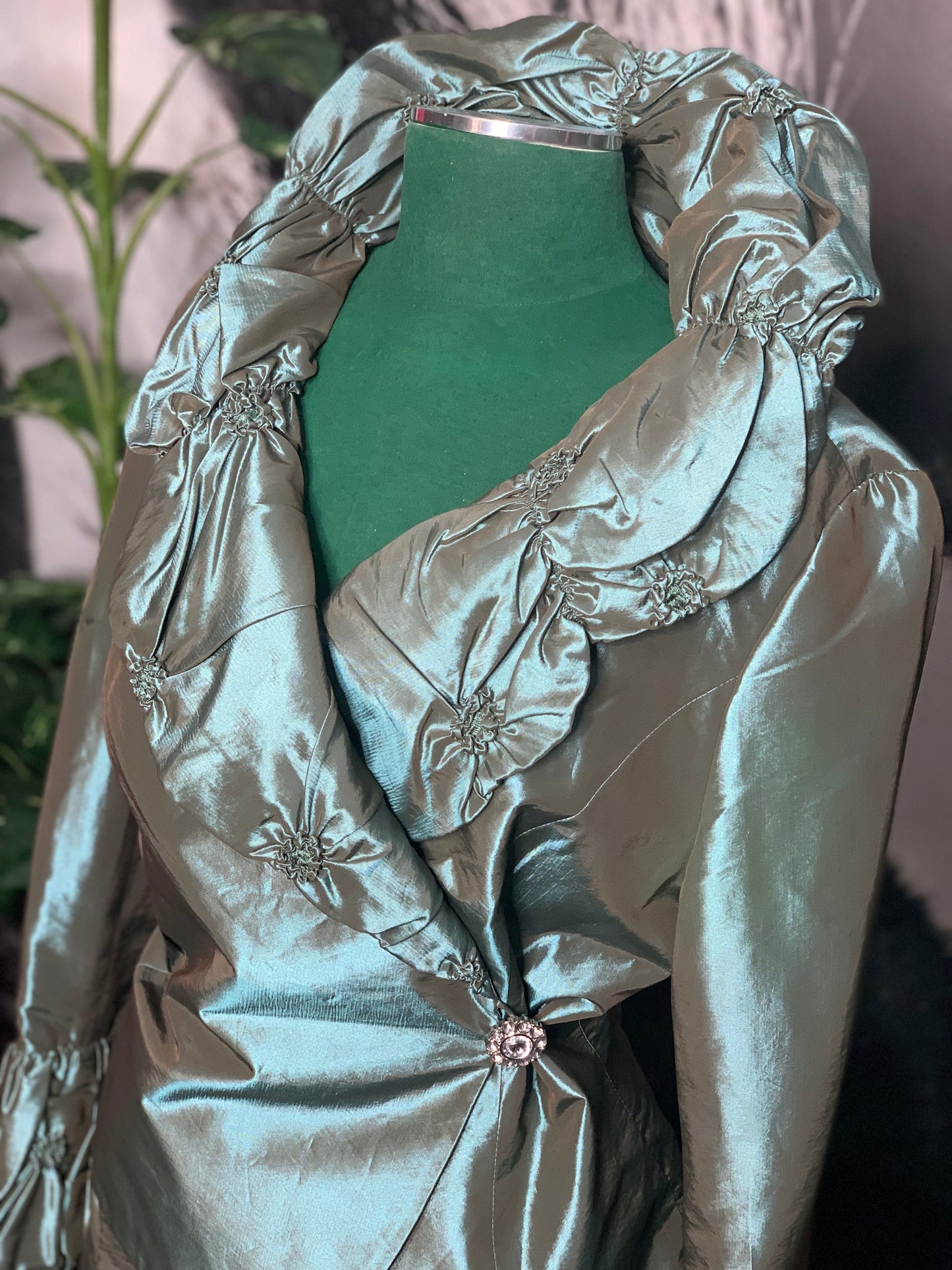 Elegant Party Dress Nubiano Ruffle Dress with Jacket