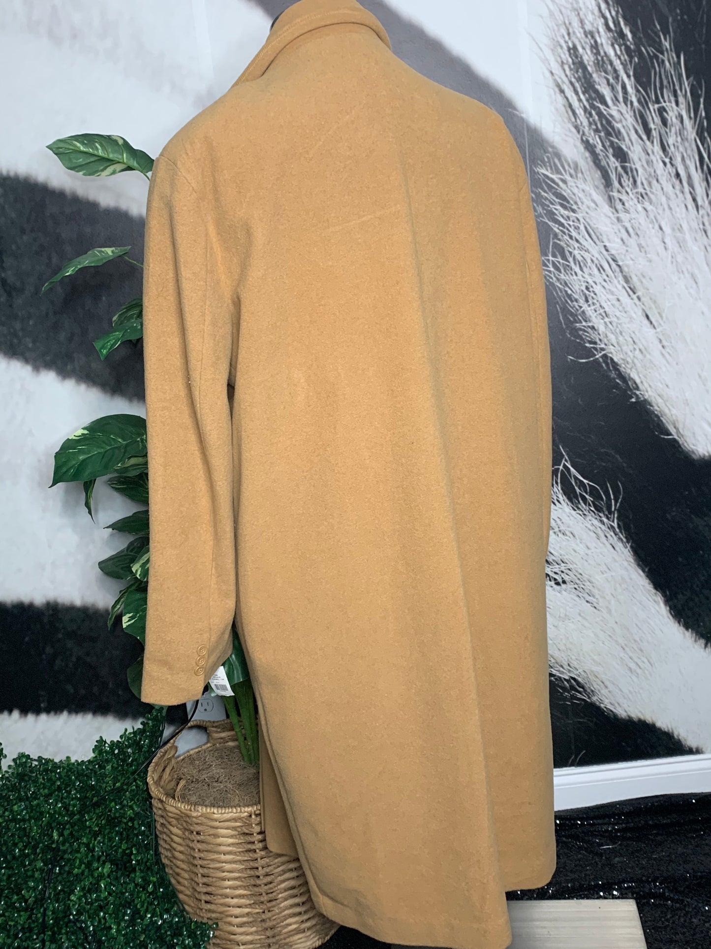 NWT. Perry Ellis Trench Coat Jacket