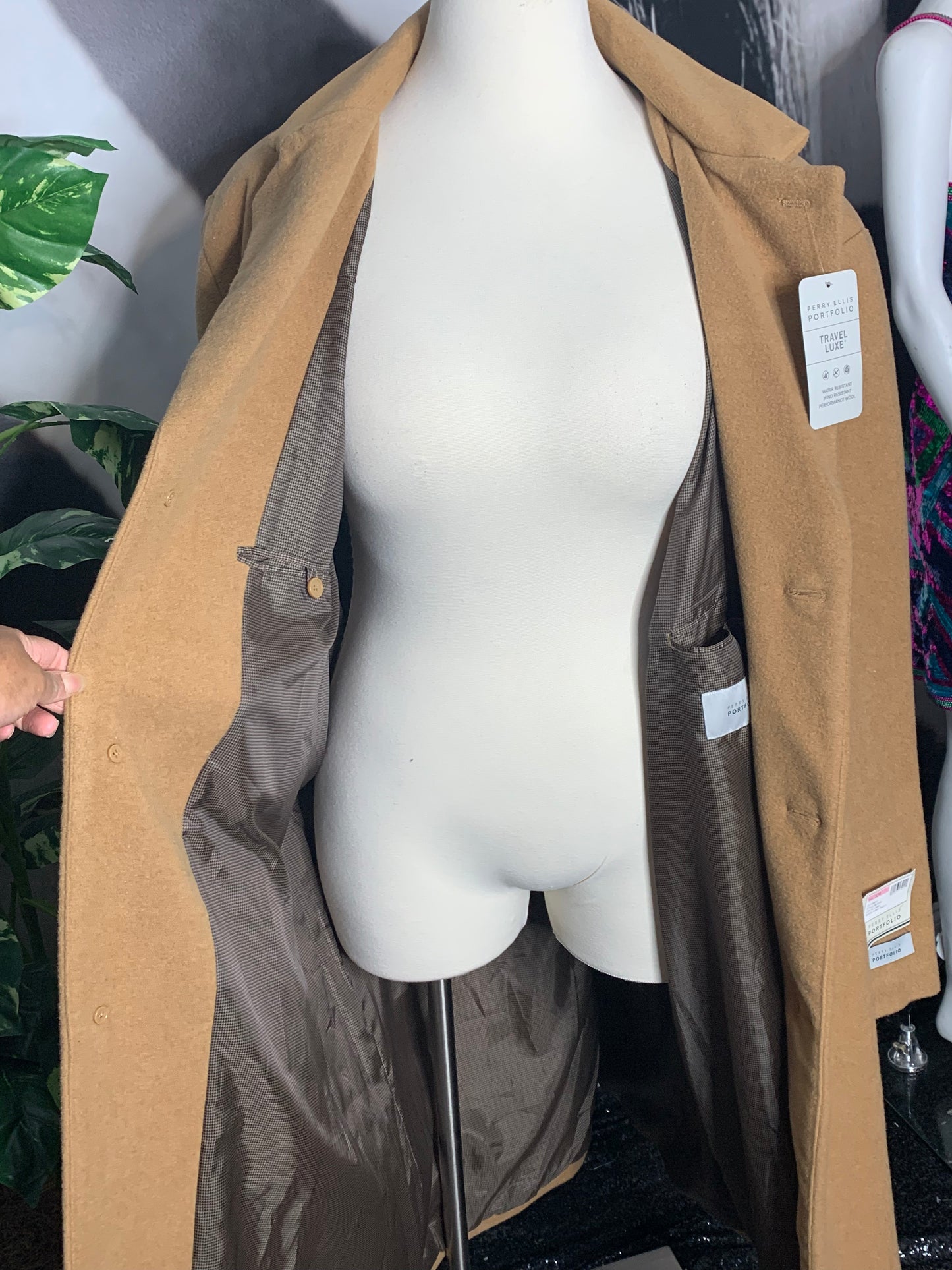 NWT. Perry Ellis Trench Coat Jacket