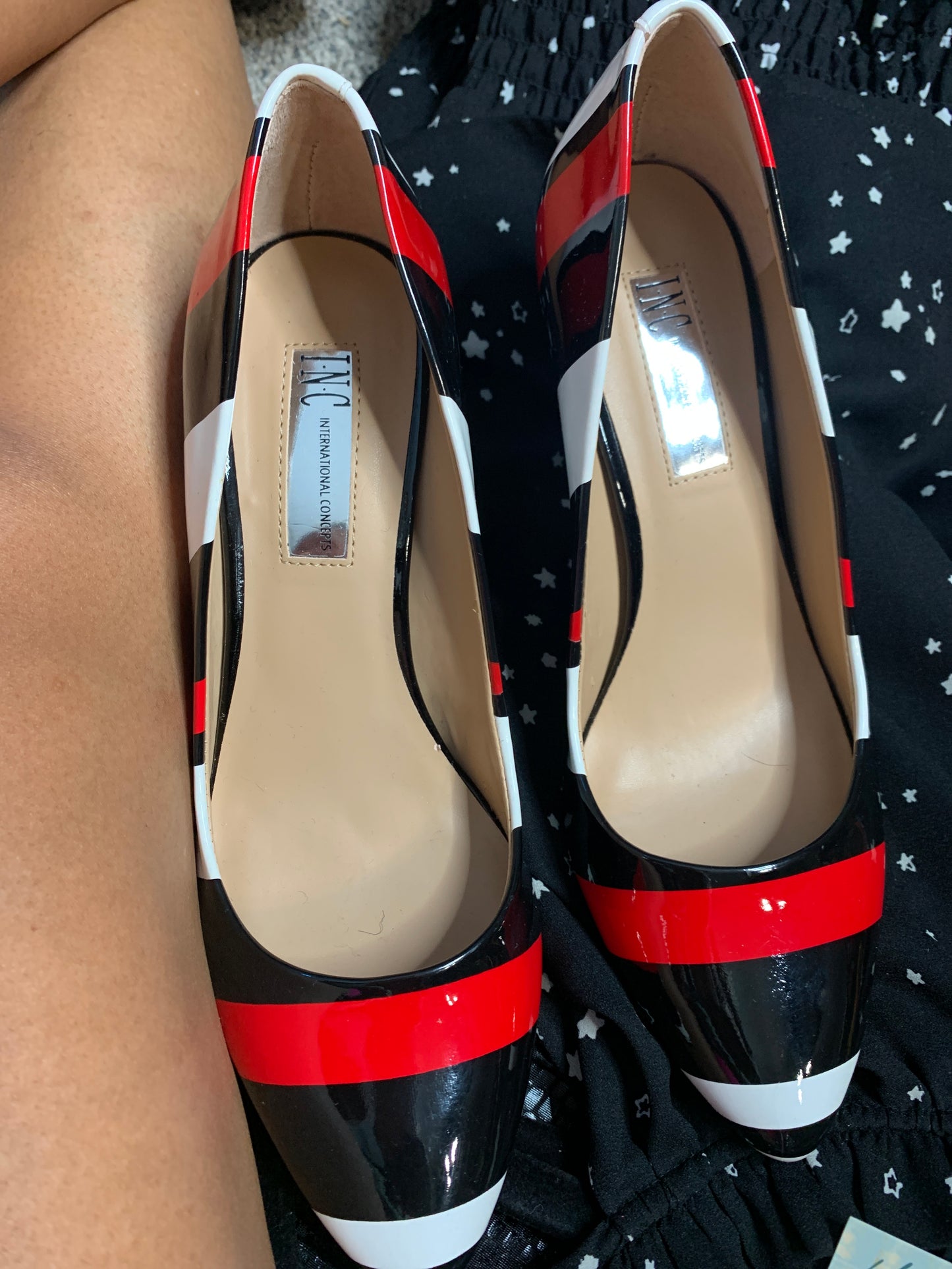I.N.C International Concepts Pumps Heels Black , Red White