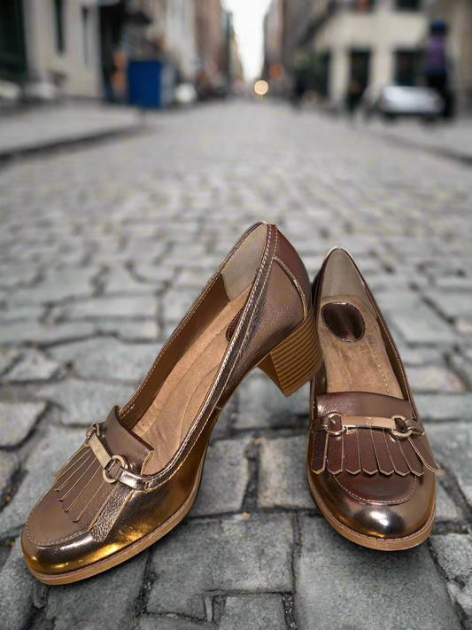 Giani Bernini Loafer Pump (Gold)