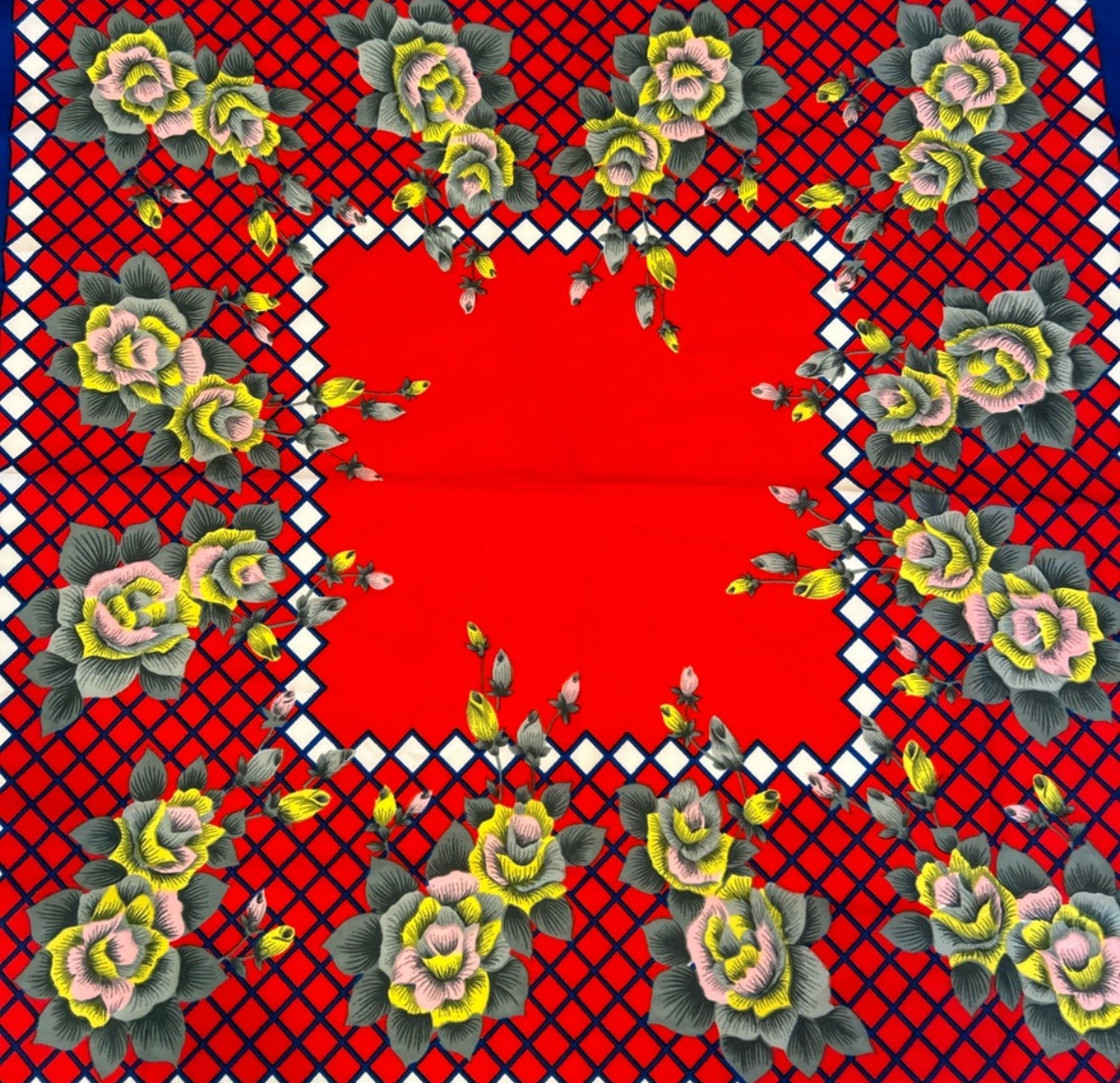Vntg. Wild Rose Scarf
