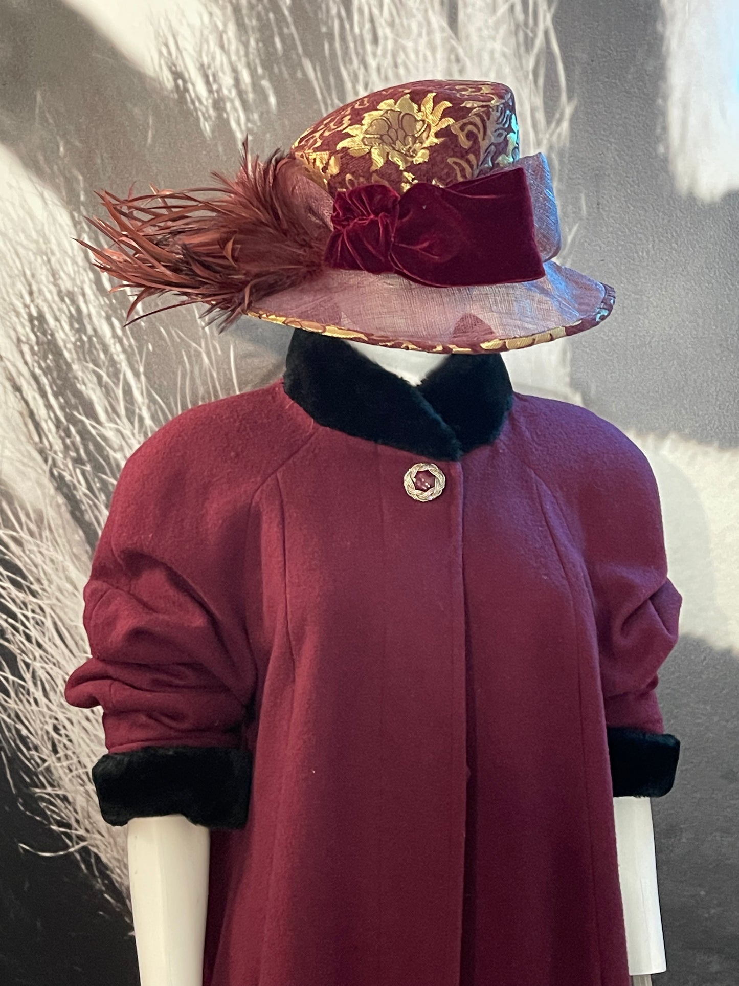 NWT Vntg. Place Suit Deluxe Hat