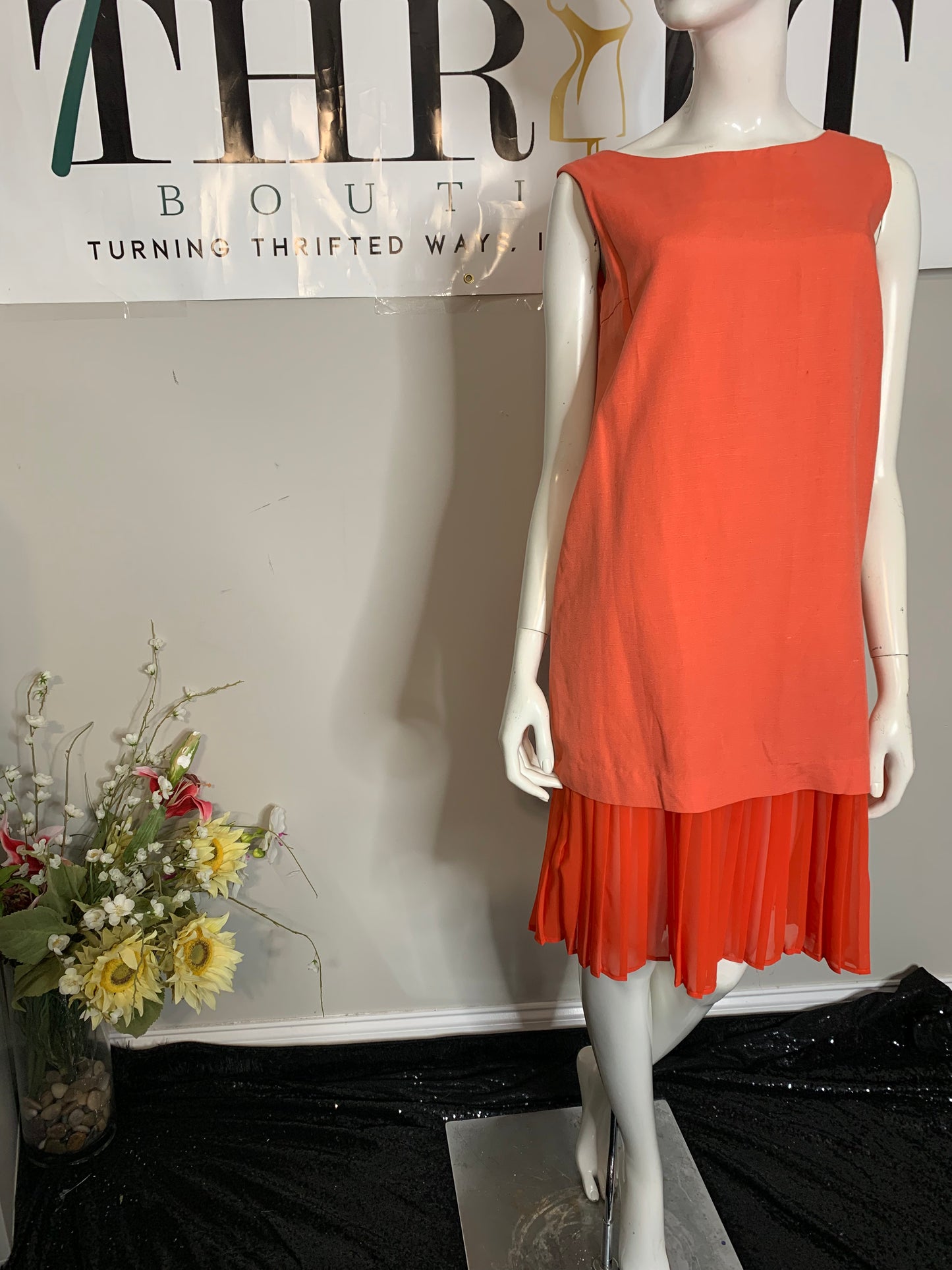 D. Von Fitsenbirge Pleated Hem Shift Dress