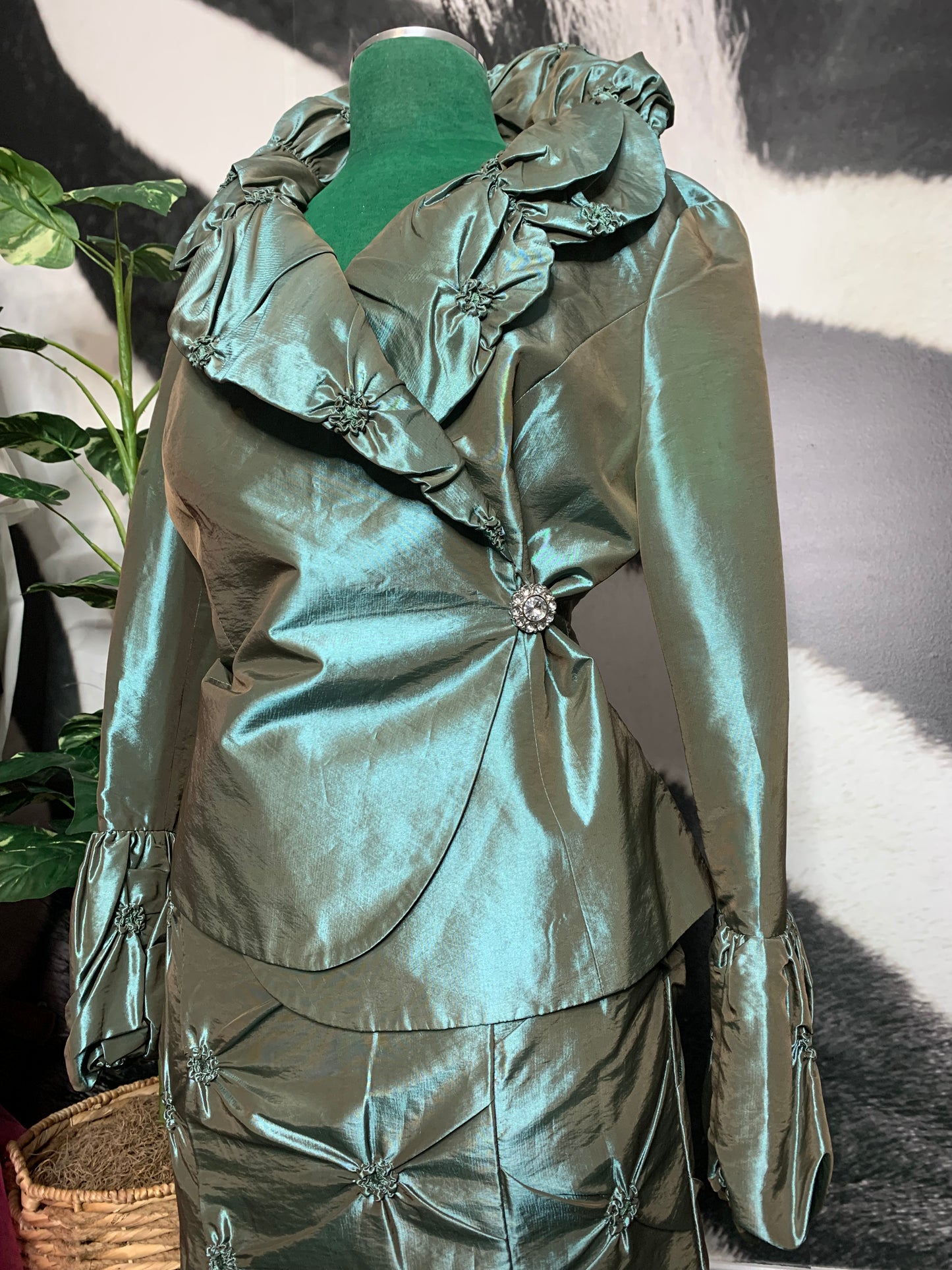 Elegant Party Dress Nubiano Ruffle Dress with Jacket