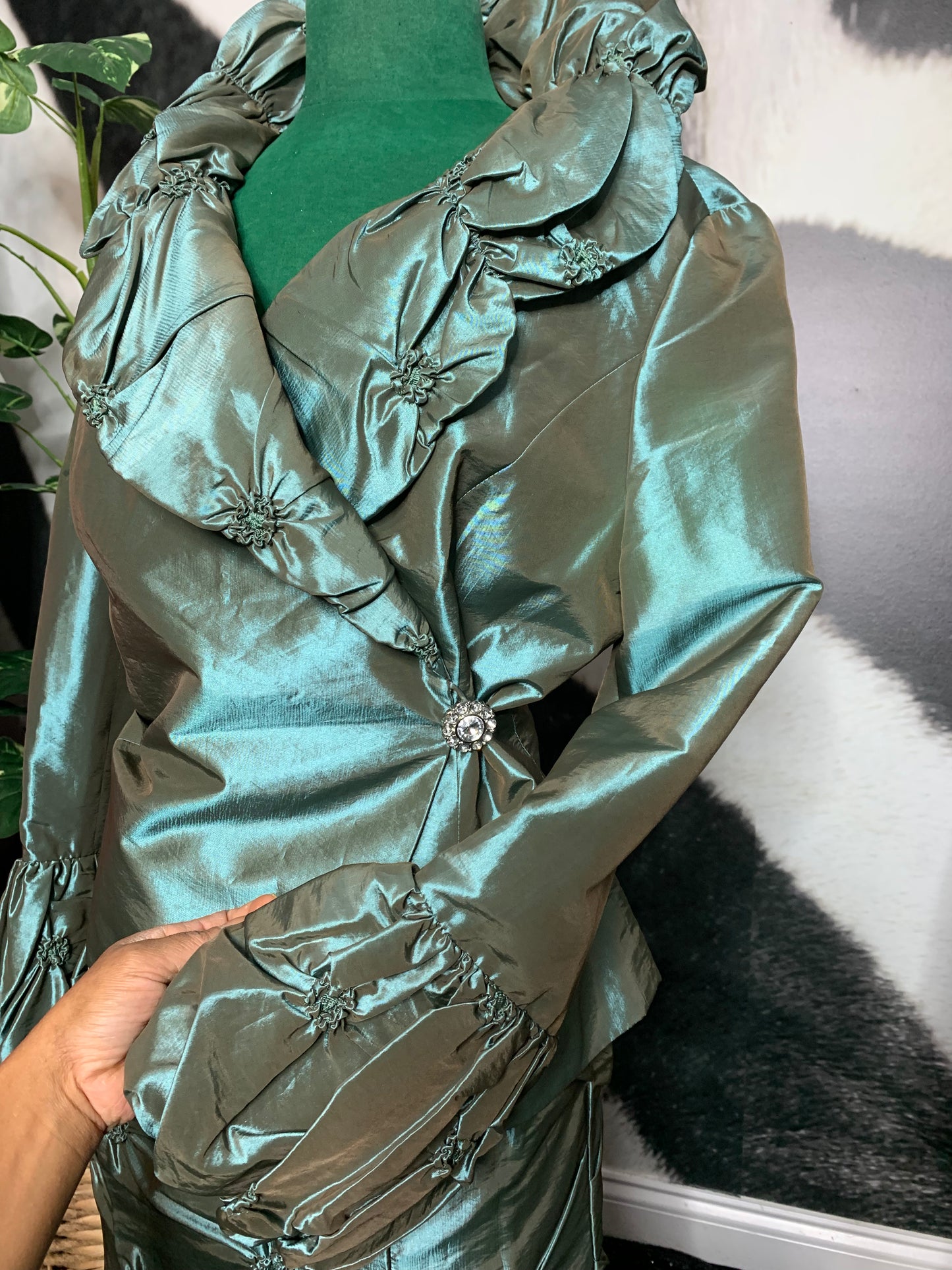 Elegant Party Dress Nubiano Ruffle Dress with Jacket